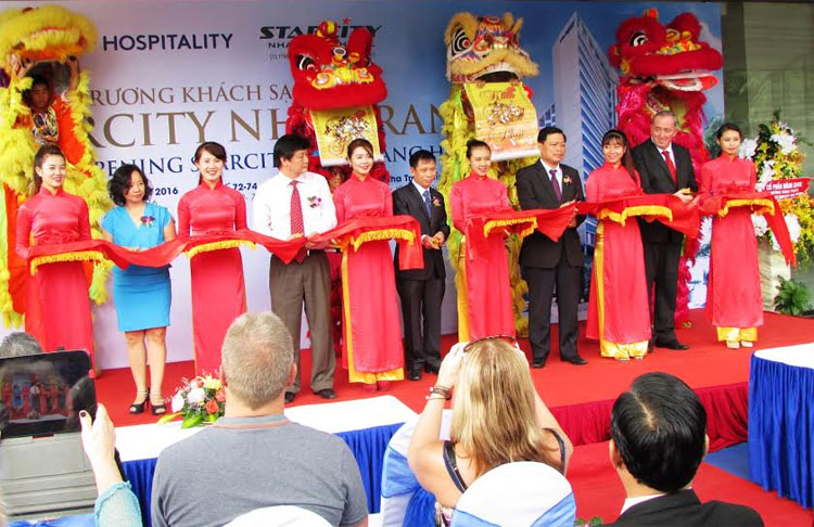 Khai trương khách sạn StarCity Nha Trang